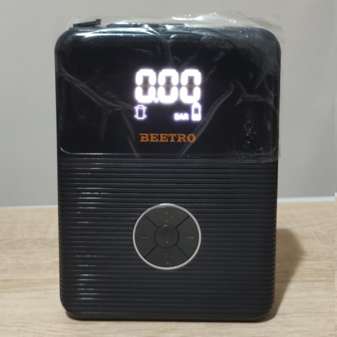 مجموعة الطوارئ المتكاملة BEETRO: شاحن بطارية السيارة و الهاتف، منفاخ للعجلات، ومصباح LED