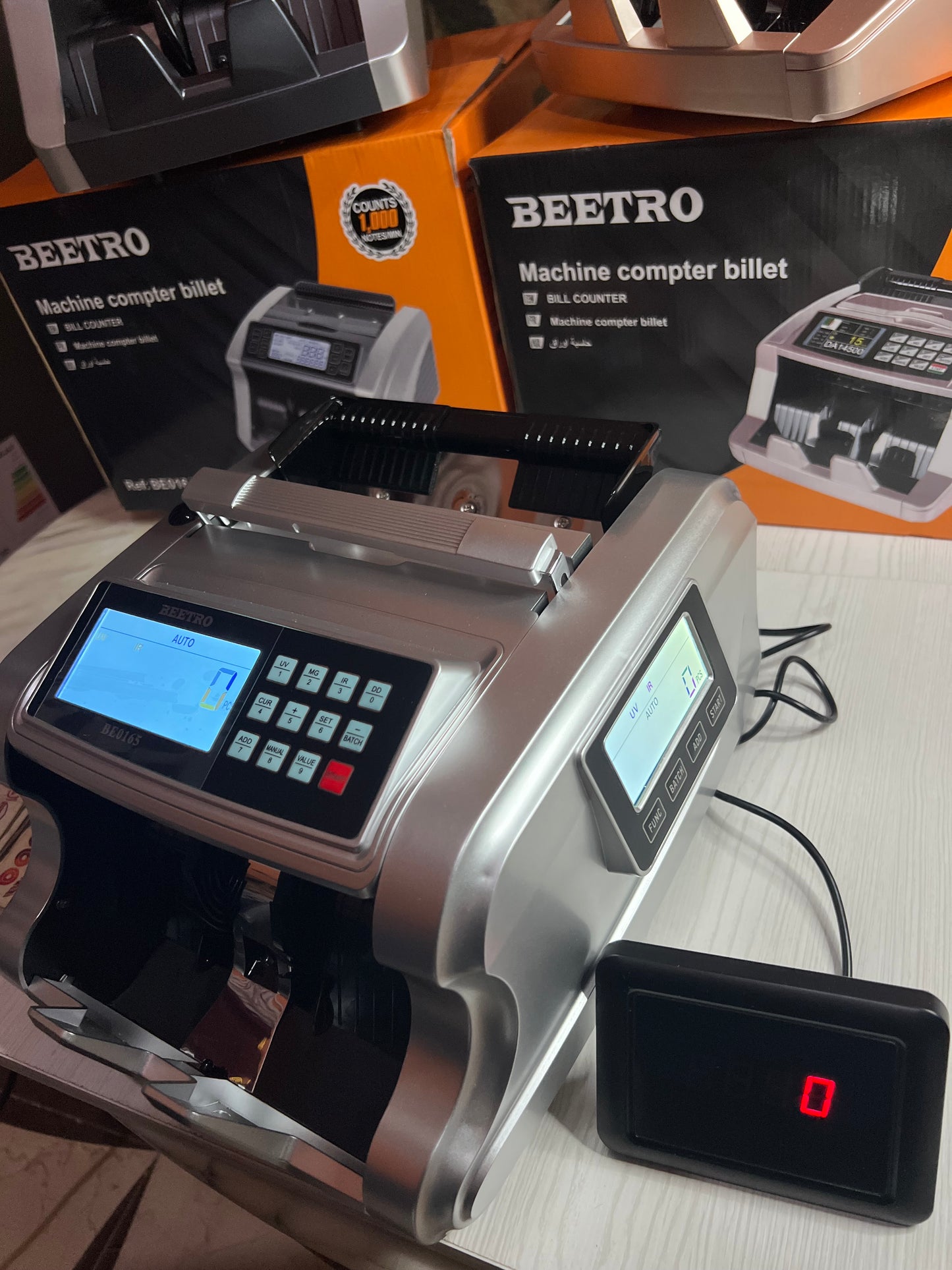 Compeuse et Detecteurs Billet BEETRO 0165 كبيرة3 فيشار